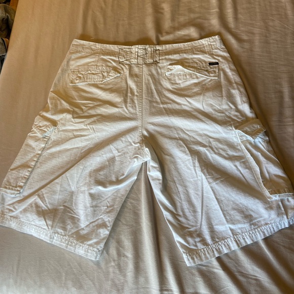 Buffalo David Bitton White Cargo Shorts - Picture 2 of 4